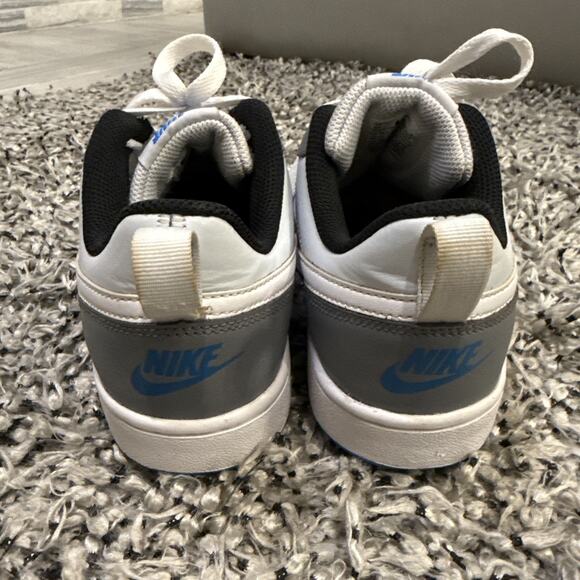 Nike Kids Sneakers - Gray and White - Picture 5 of 9